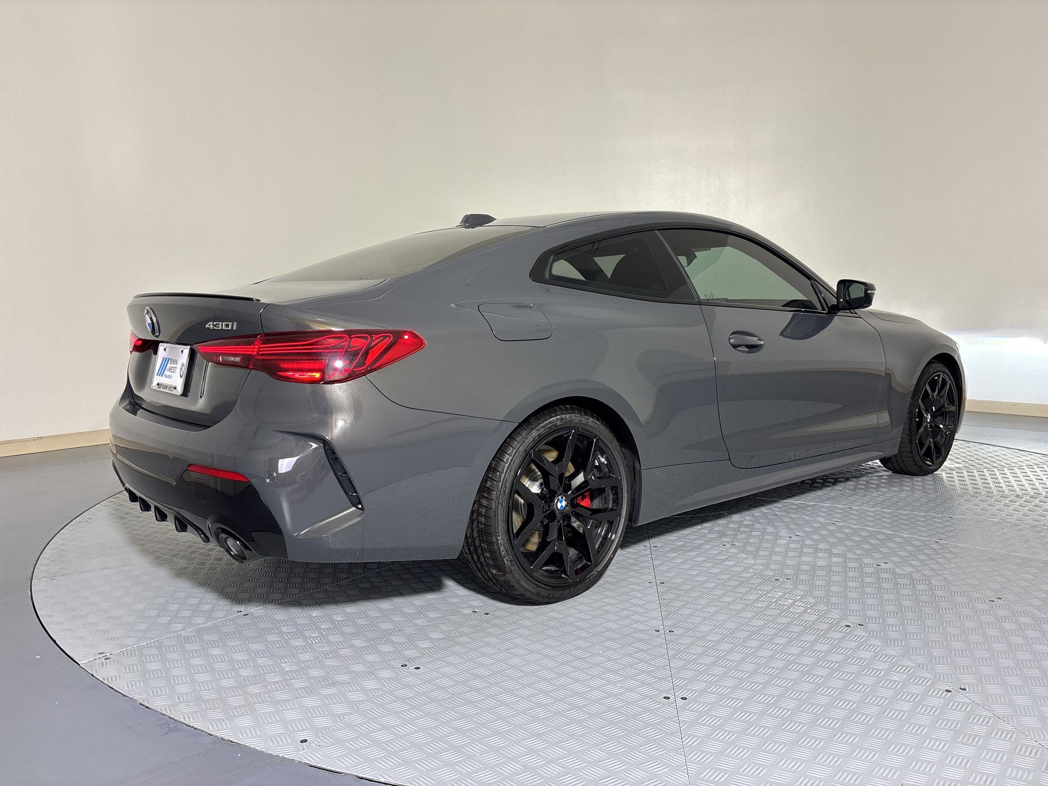 New 2026 BMW 430i Coupe RWD image 9