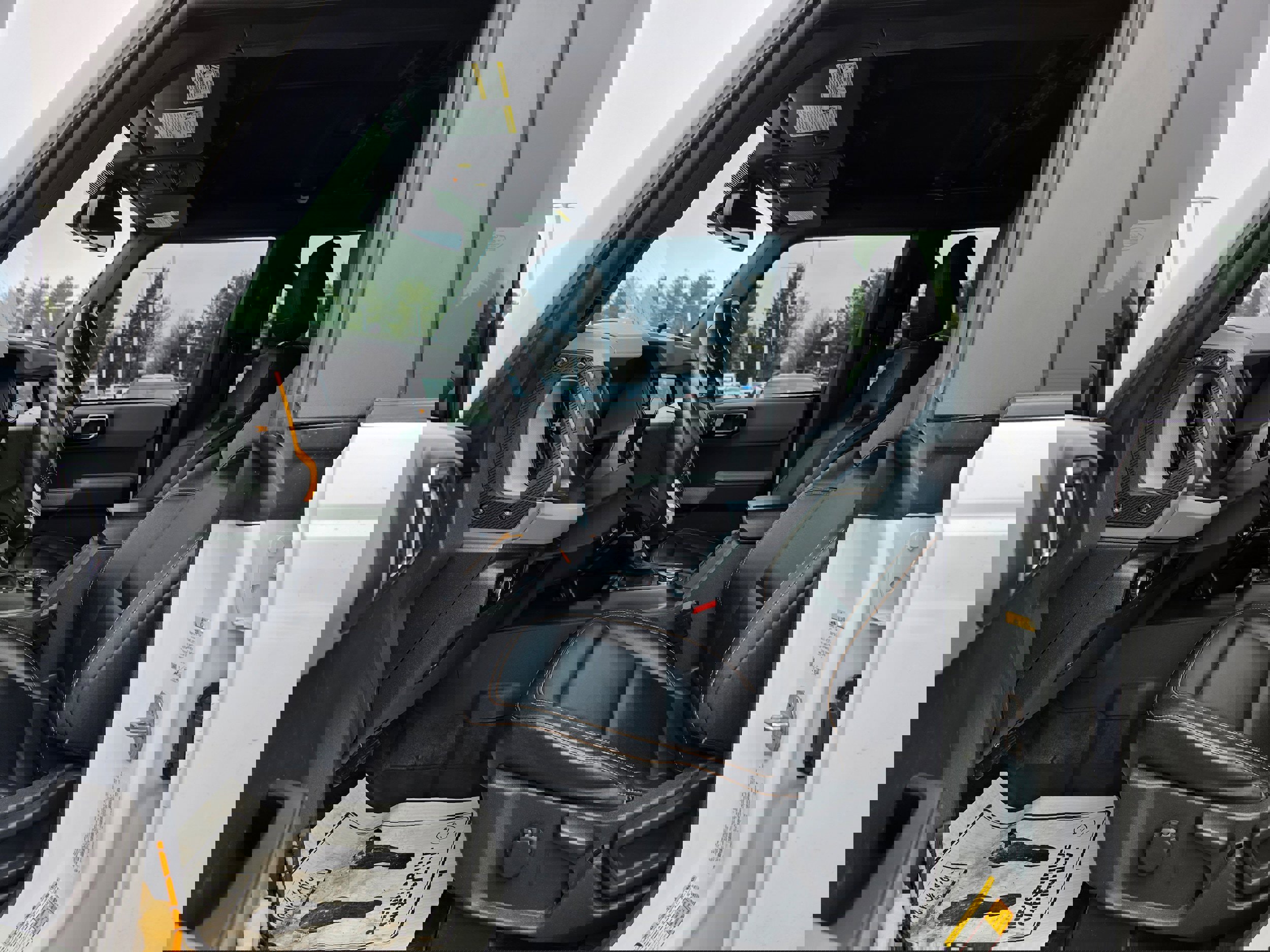 Used 2023 Ford Bronco Badlands image 20