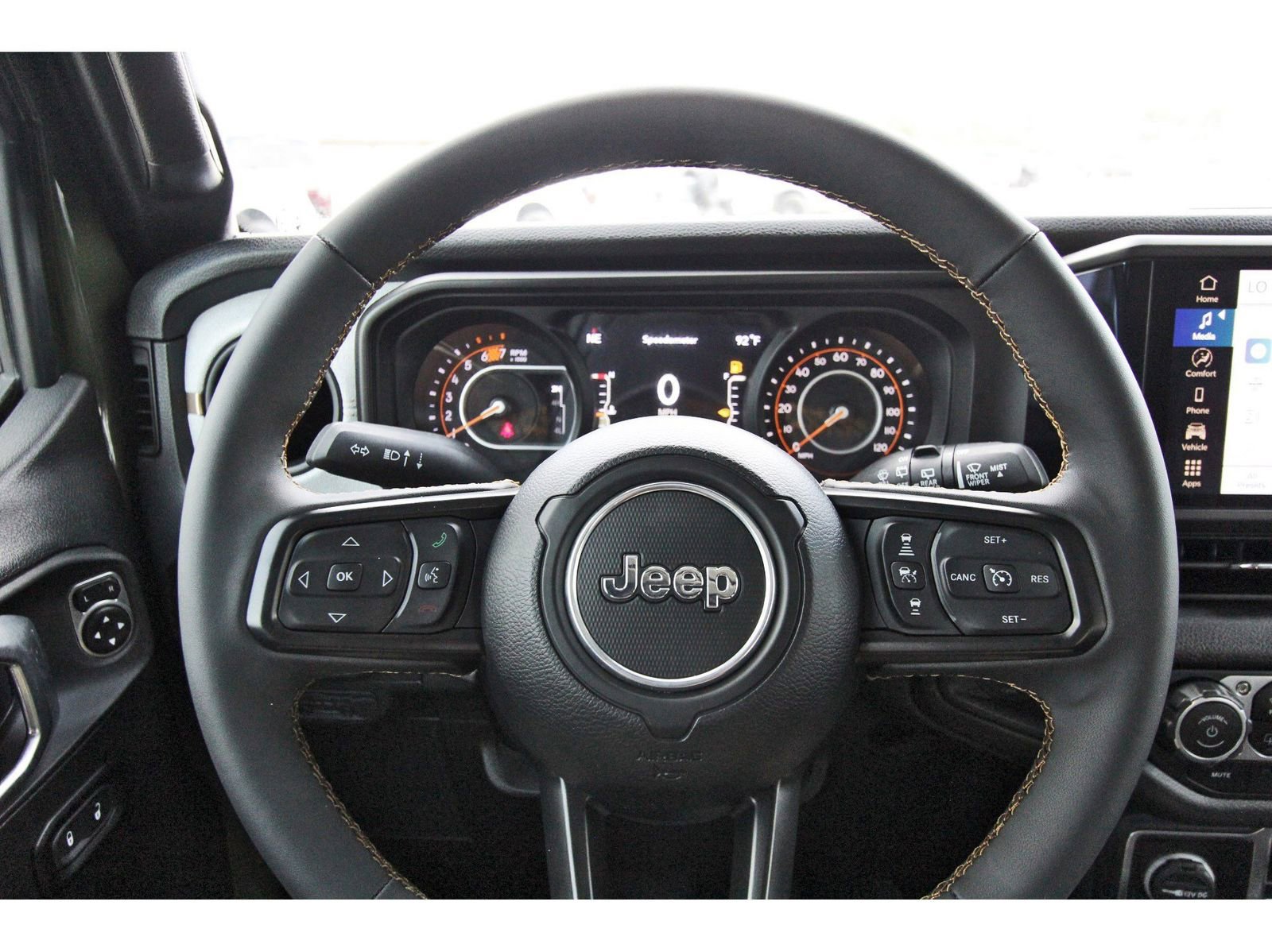 Used 2024 Jeep Wrangler Unlimited Sport AWD/4WD image 15