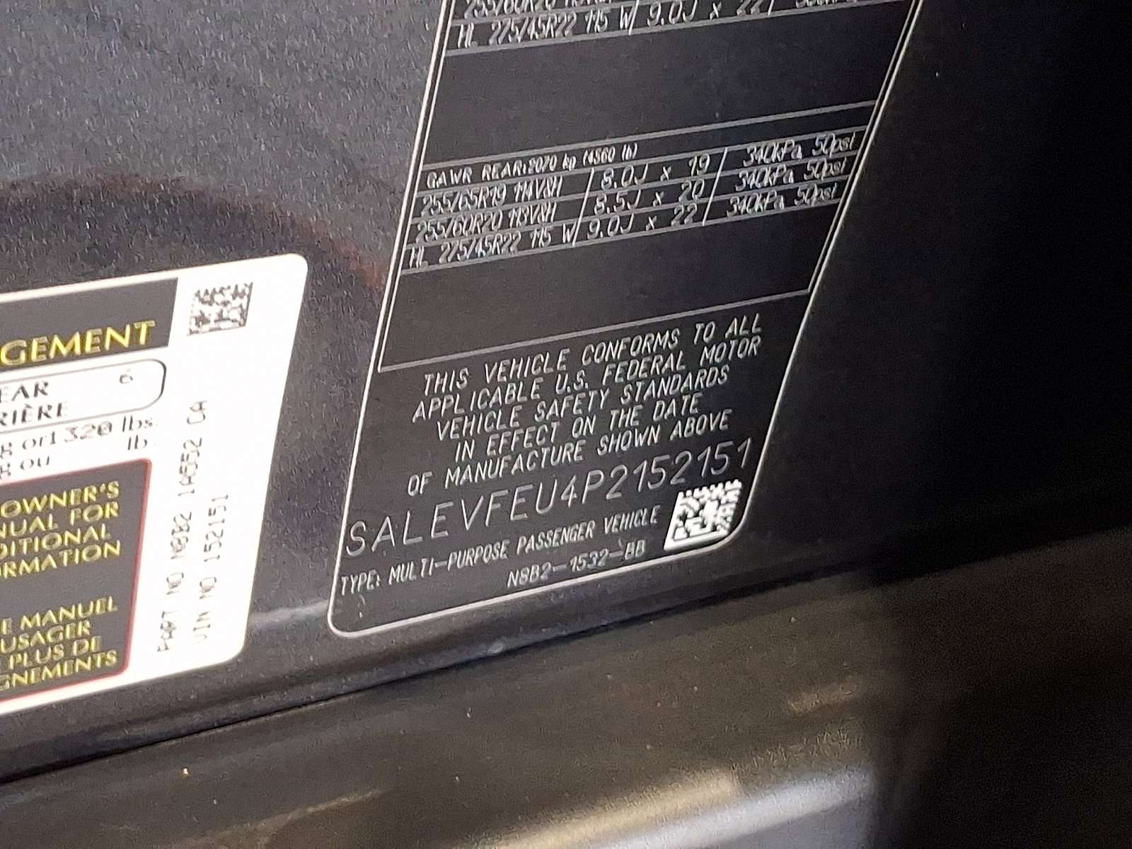 Certified 2023 Land Rover Defender 130 First Edition image 27