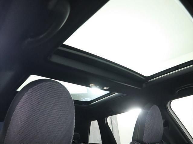 New 2026 MINI Cooper 4-Door Hardtop image 15