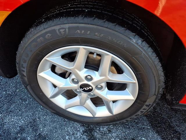 Used 2022 Kia Soul LX w/ Technology Package image 8