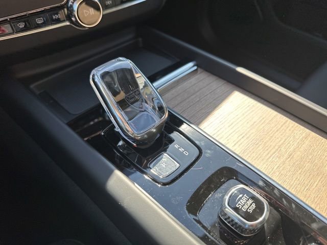 New 2026 Volvo XC60 B5 Plus w/ Protection Package Premier image 15