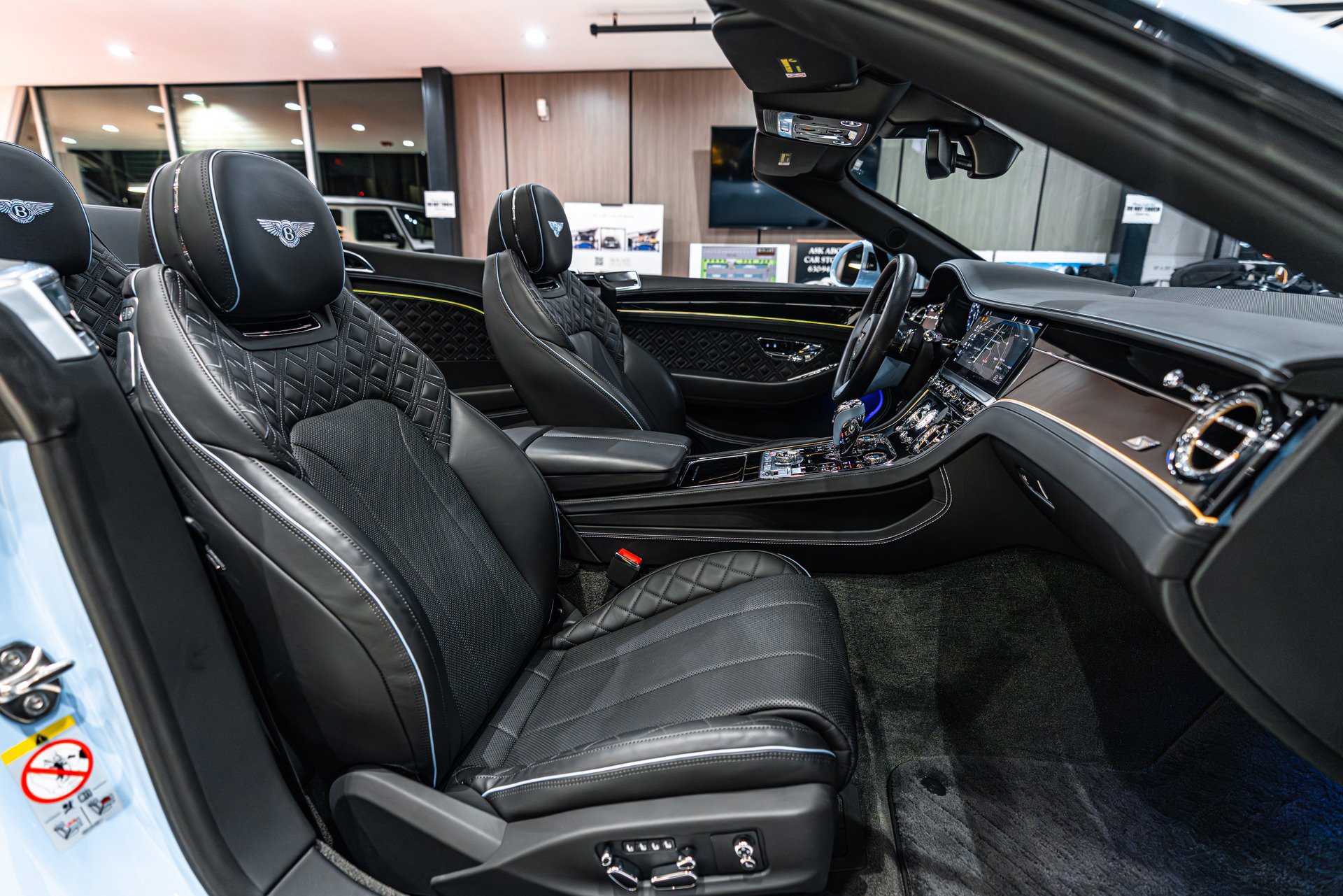 Used 2024 Bentley Continental GT S image 23