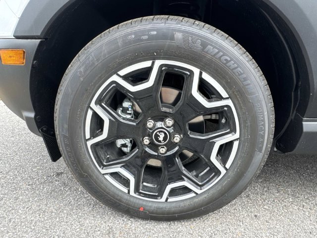New 2026 Ford Bronco Sport Outer Banks AWD/4WD image 9