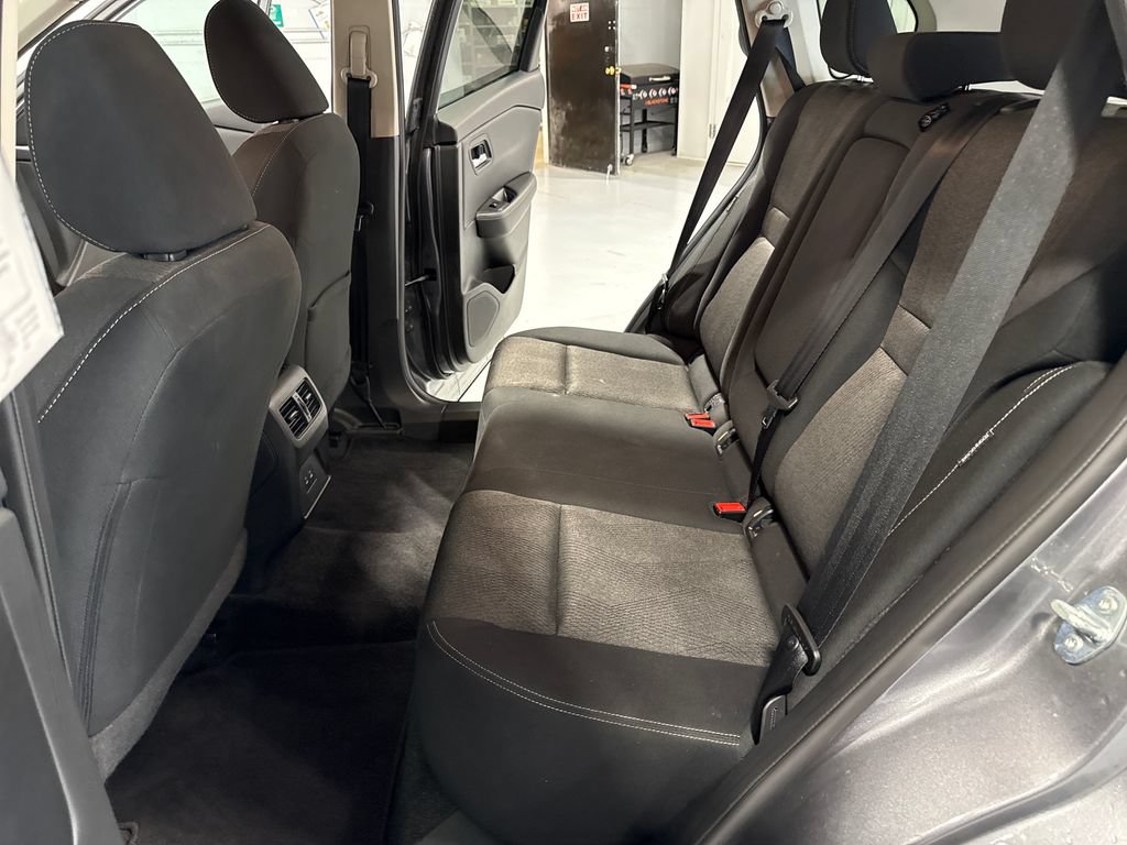 Used 2024 Nissan Rogue SV AWD/4WD image 35