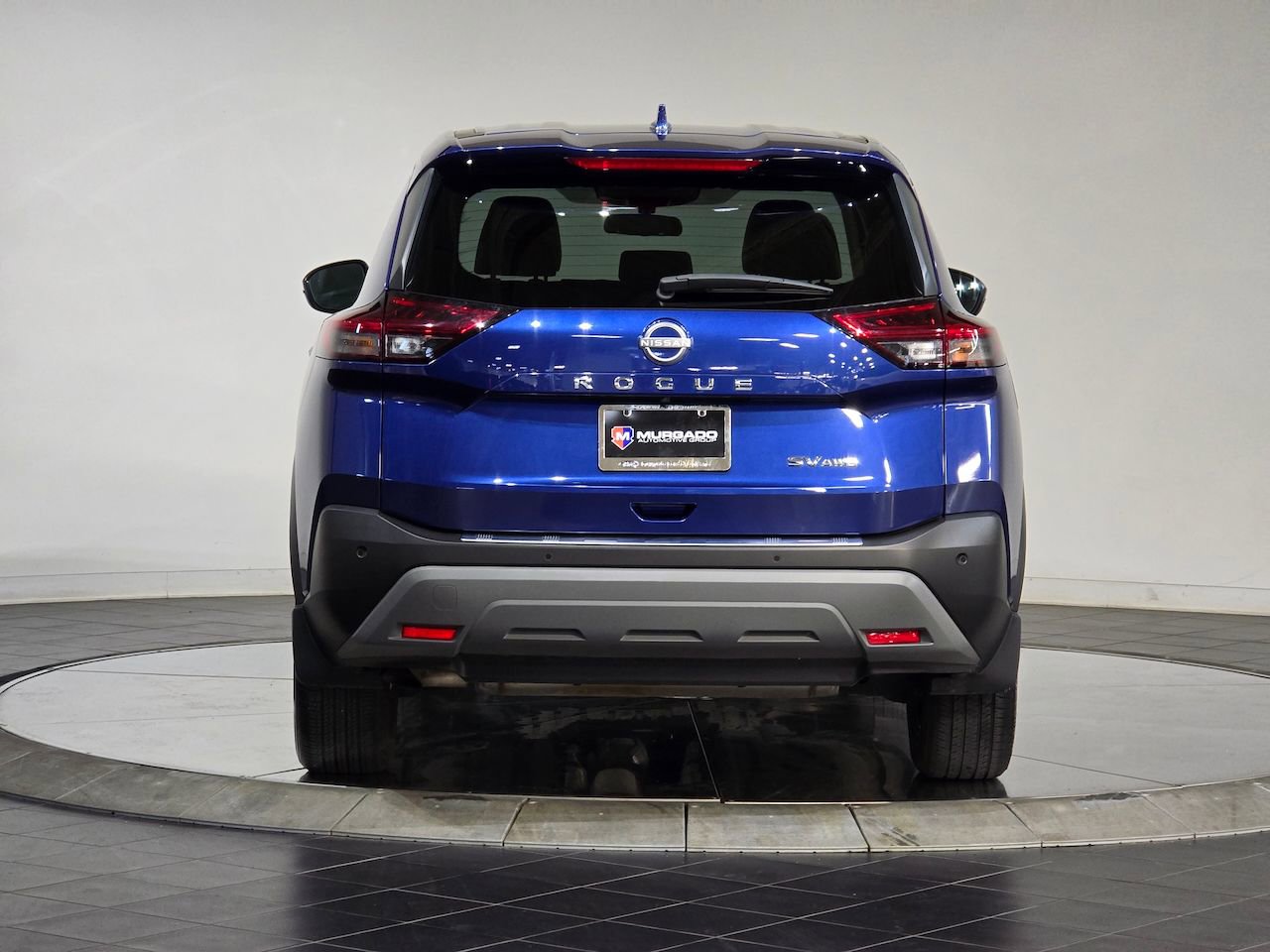Used 2023 Nissan Rogue SV image 10