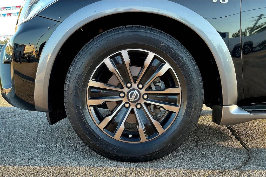 Used 2017 Nissan Armada Platinum RWD image 29