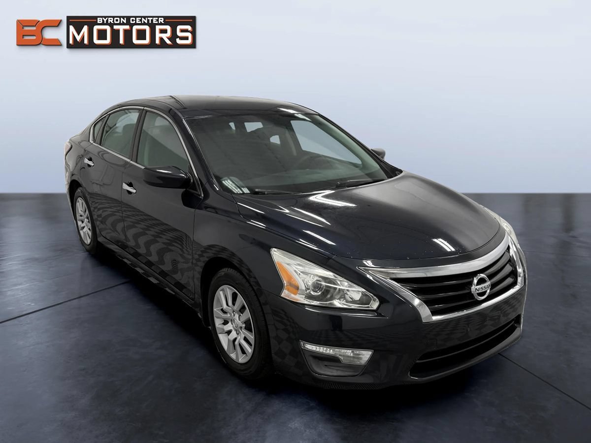 Used 2014 Nissan Altima 2.5 S FWD image 7