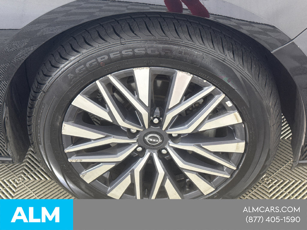 Used 2025 Nissan Altima 2.5 SV FWD image 15