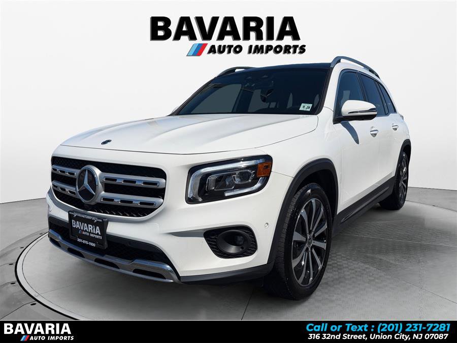 Used 2023 Mercedes-Benz GLB 250 4MATIC image 1