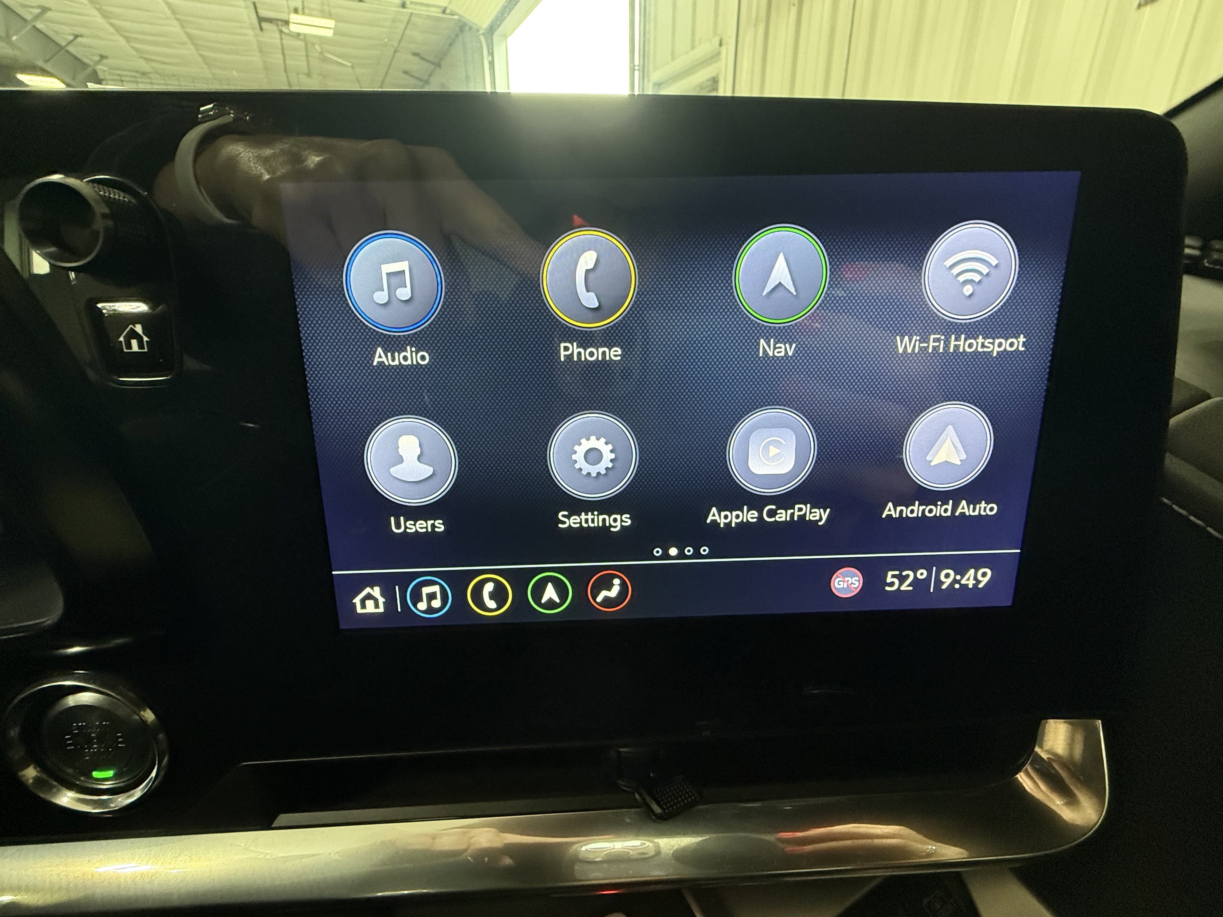 Used 2020 Chevrolet Corvette Stingray Preferred Cpe w/ 2LT Preferred Equipment Group RWD image 24