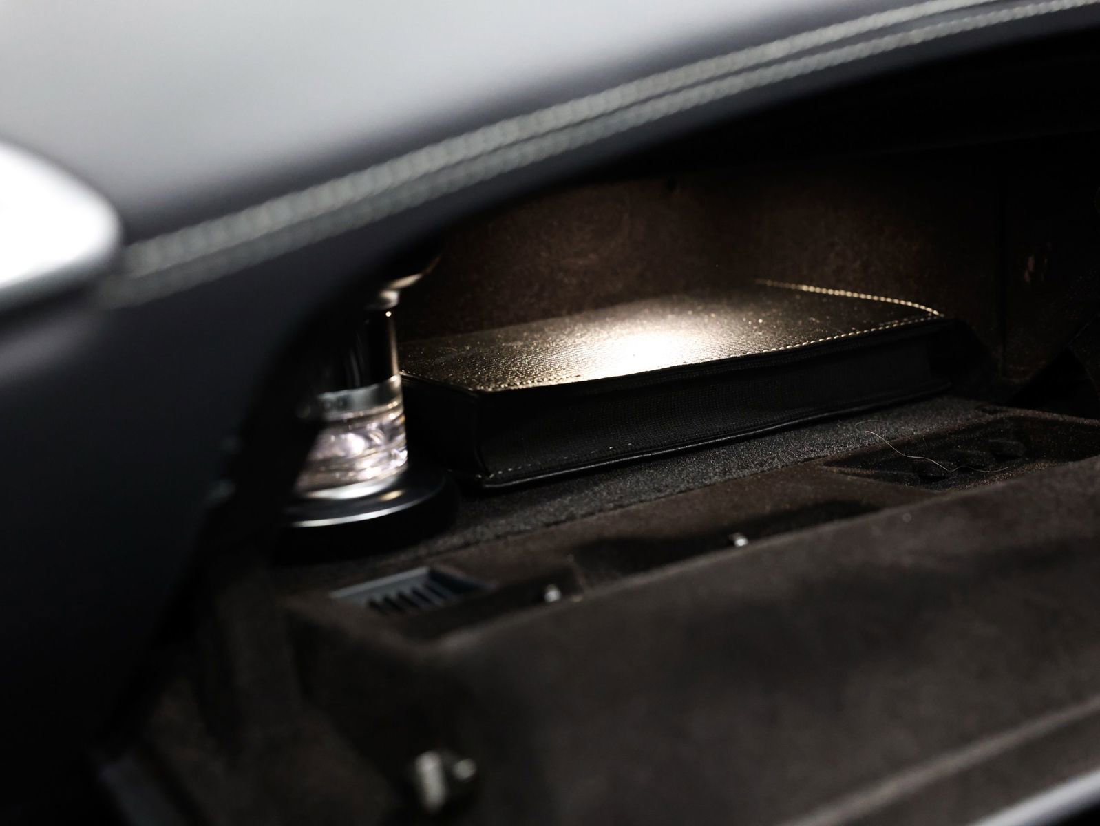 Used 2019 Mercedes-Benz S 560 Cabriolet w/ AMG Line Exterior image 35