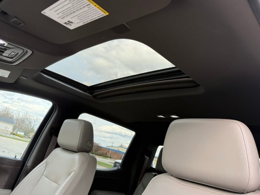 Used 2019 Chevrolet Silverado 1500 LTZ w/ LTZ Premium Package AWD/4WD image 12
