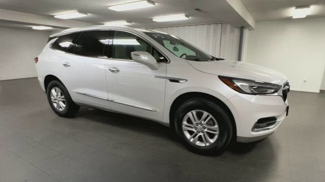 Certified 2020 Buick Enclave Essence w/ Sound and Sites Package FWD image 2