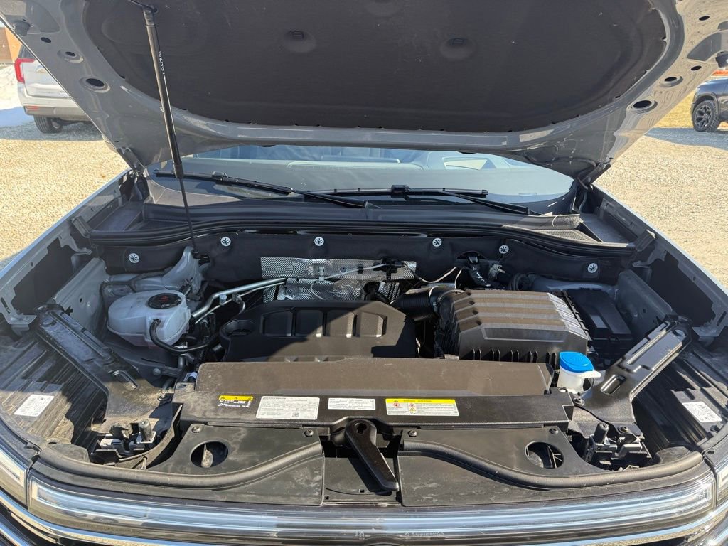 Used 2025 Volkswagen Atlas SEL image 18