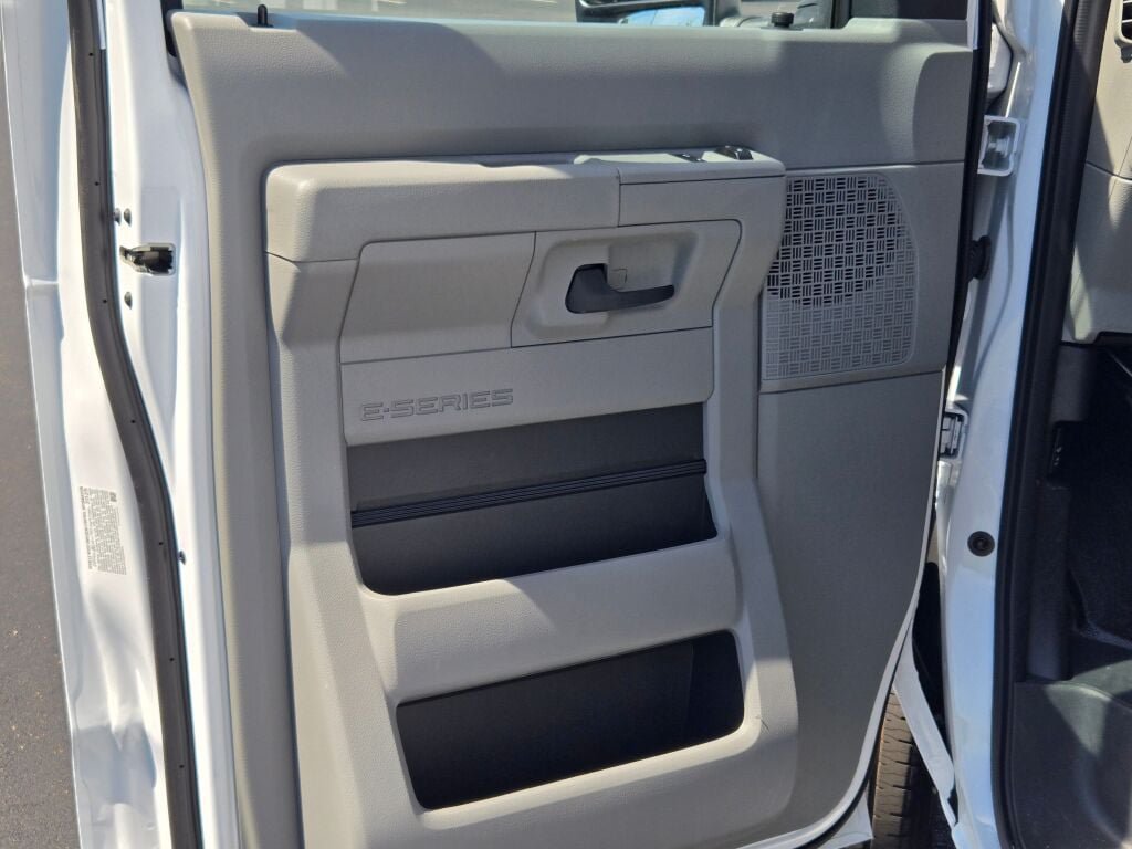 New 2026 Ford E-350 and Econoline 350 Super Duty w/ Power Equipment Group RWD image 21