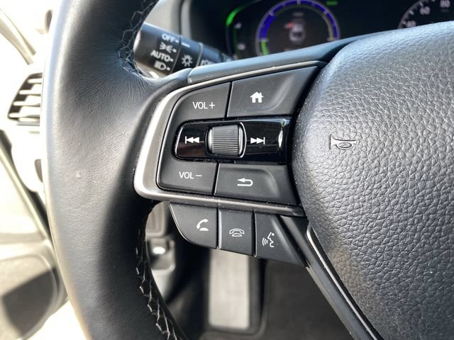 Used 2018 Honda Accord Touring image 32