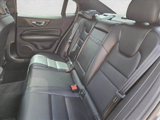 Used 2020 Volvo S60 T5 Momentum FWD image 19