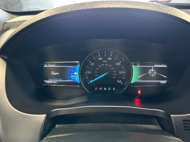 Used 2018 Ford Explorer XLT w/ Equipment Group 202A image 7