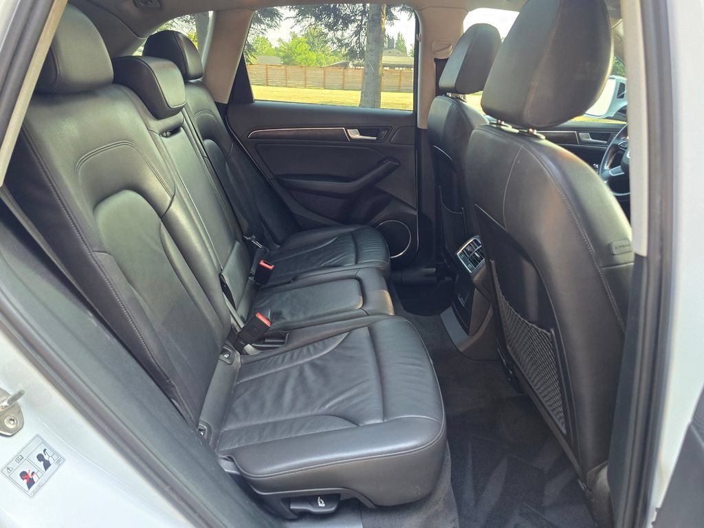 Used 2016 Audi Q5 2.0T Premium Plus w/ Technology Package AWD/4WD image 14