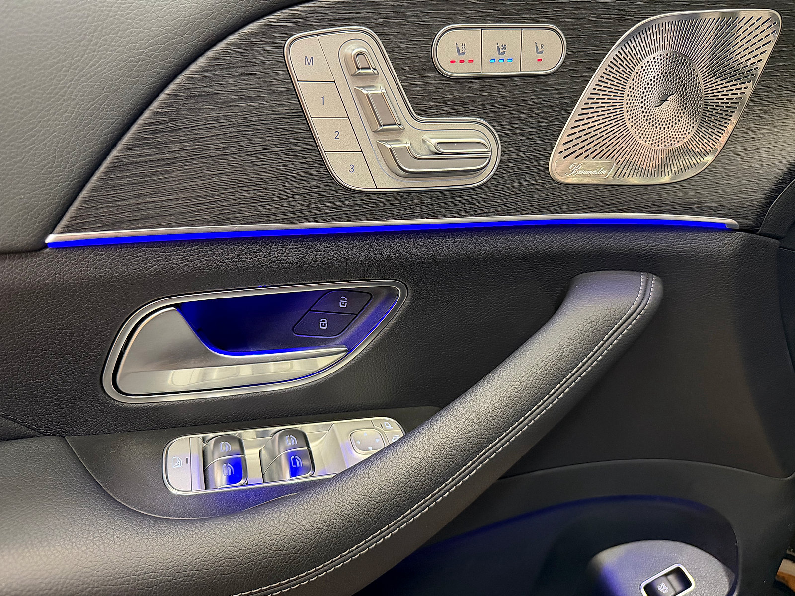 Certified 2026 Mercedes-Benz GLE 450 4MATIC image 9