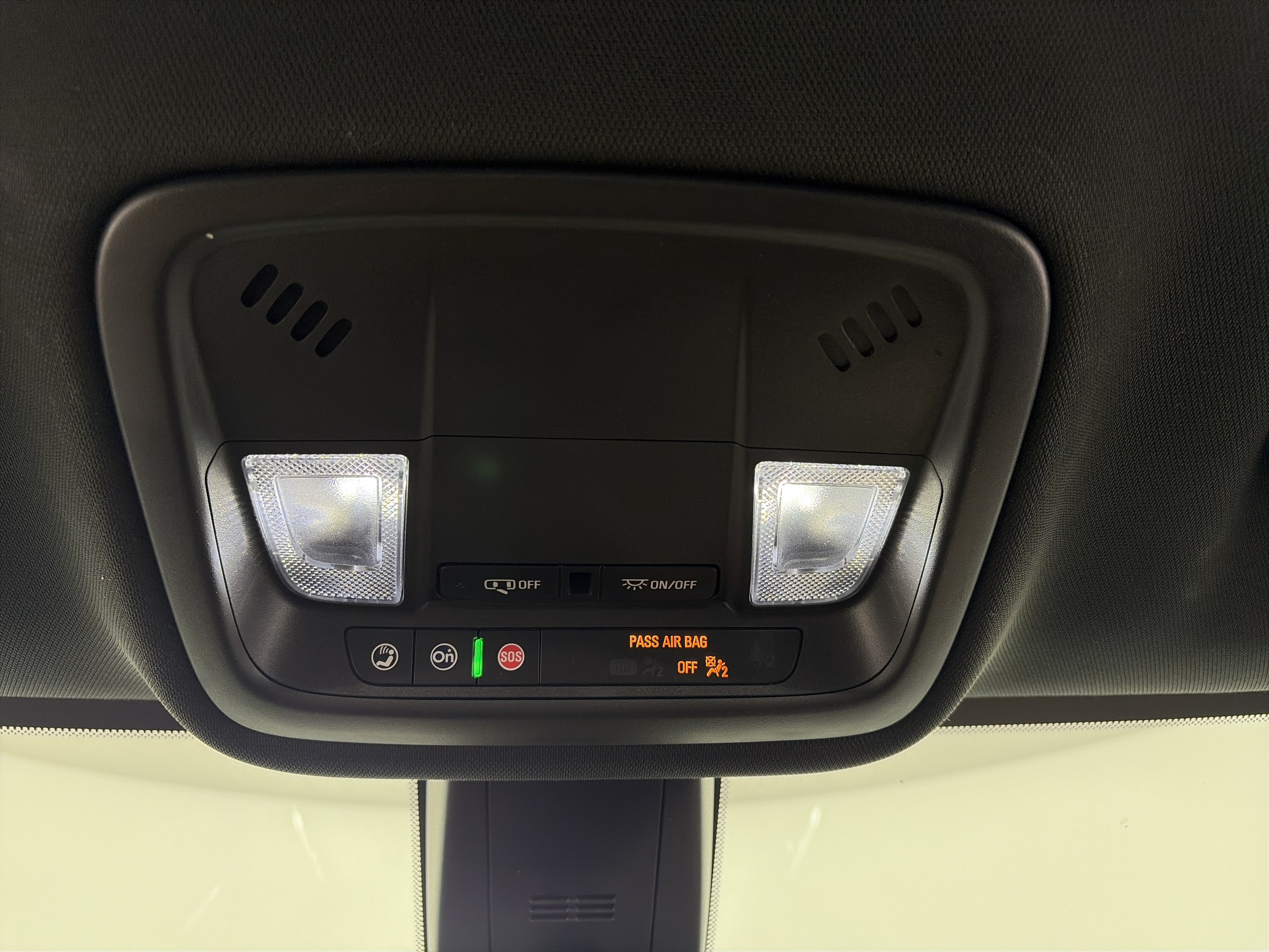 Certified 2023 Chevrolet Traverse LS w/ Midnight/Sport Edition AWD/4WD image 29