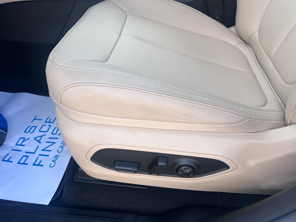 New 2026 Jeep Grand Cherokee Limited w/ Limited Altitude Package RWD image 18