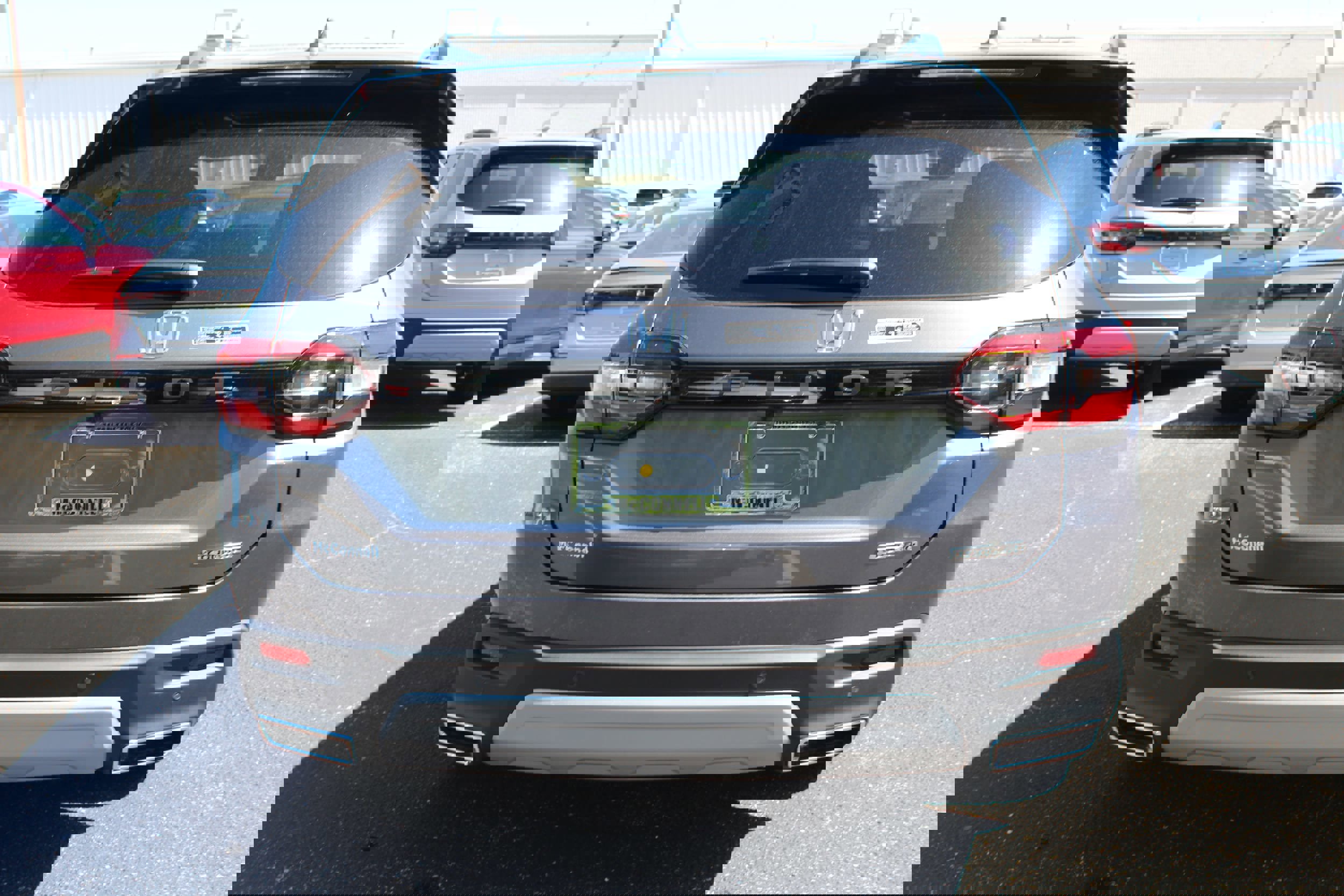 New 2025 Honda Pilot Touring image 4