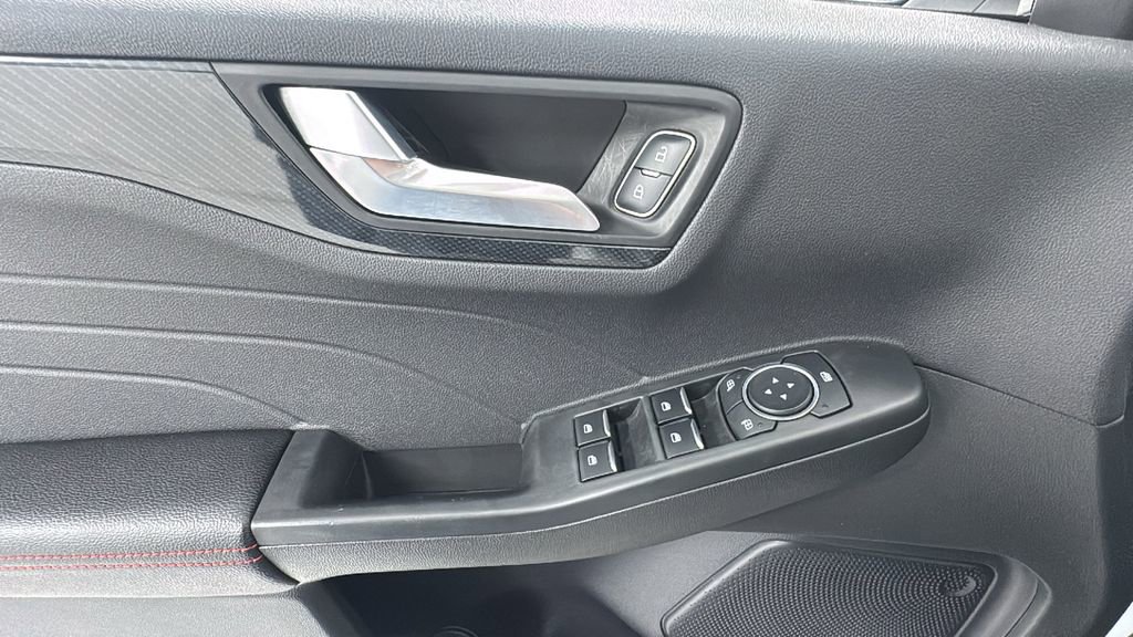 Used 2023 Ford Escape ST-Line image 20