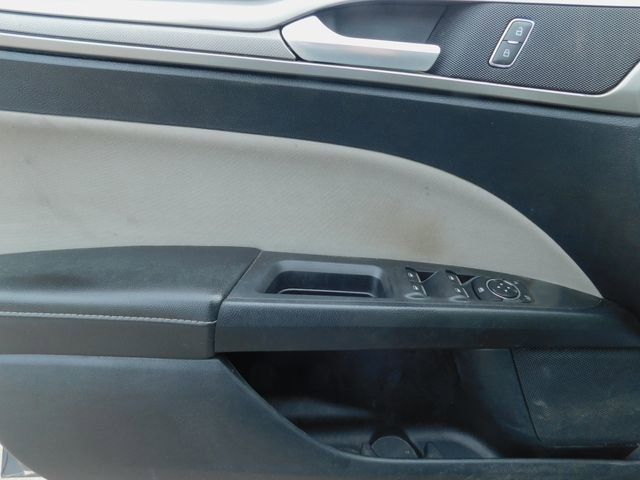 Used 2020 Ford Fusion S image 33