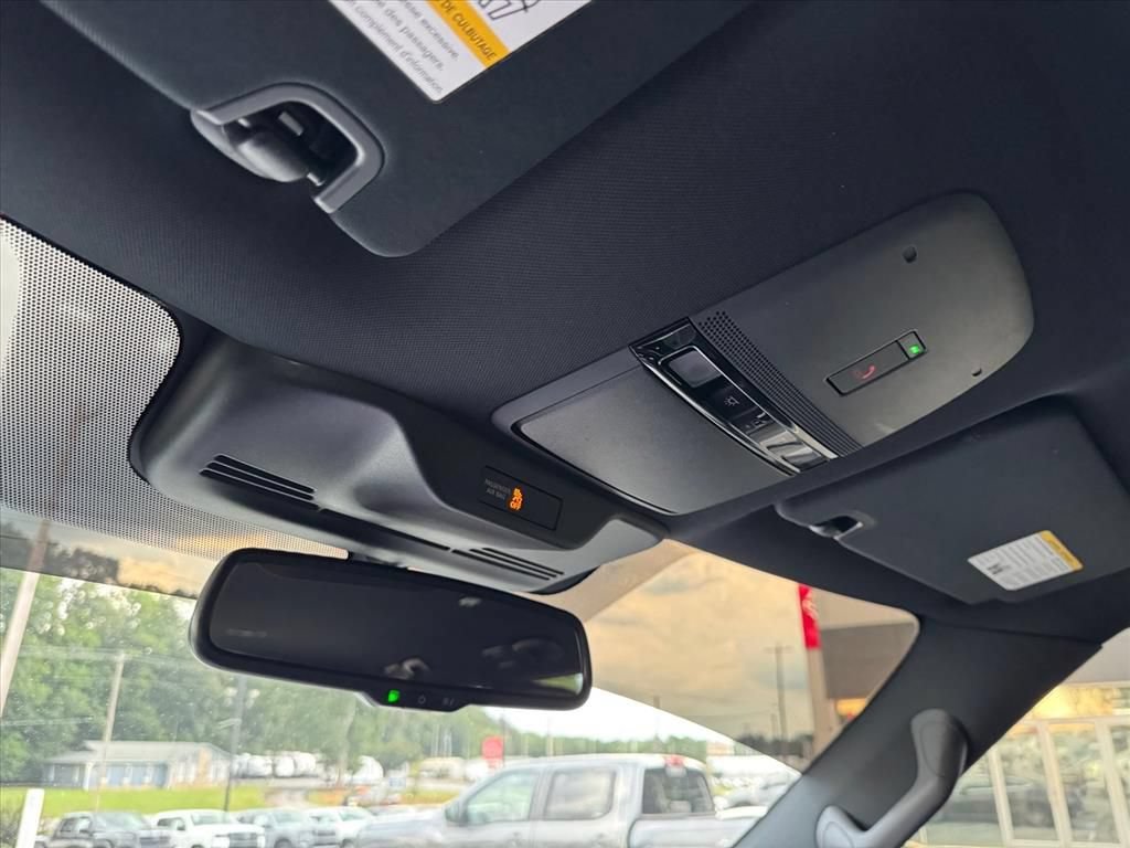 Certified 2025 Nissan Armada SL w/ Captain's Chari Seat Package AWD/4WD image 25