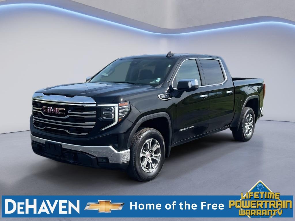 Used 2025 GMC Sierra 1500 SLT AWD/4WD image 2