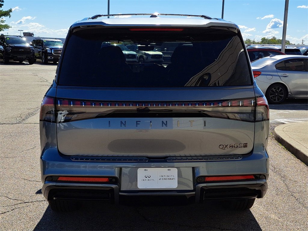 New 2026 INFINITI QX80 4WD image 3