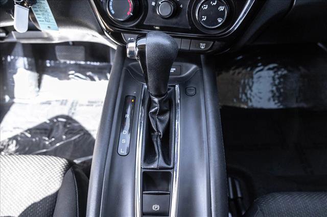Used 2016 Honda HR-V LX image 18