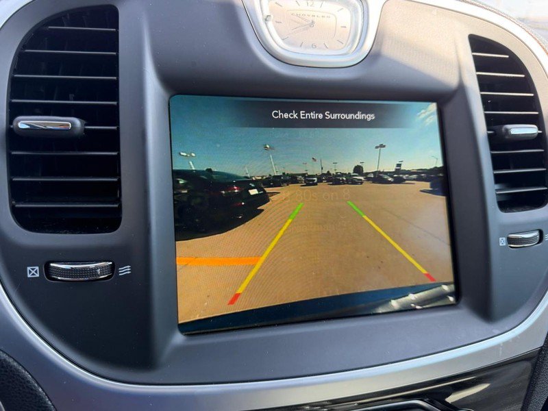 Used 2022 Chrysler 300 Touring w/ Sport Appearance Package RWD image 20