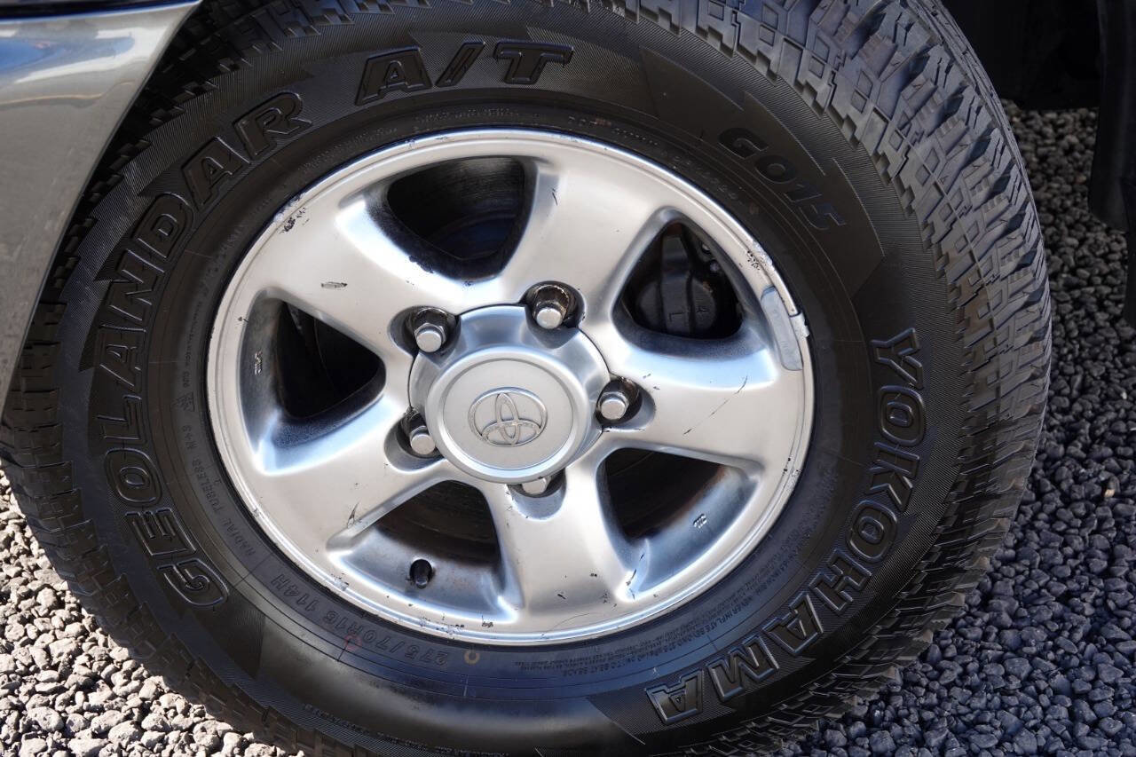 Used 2002 Toyota Land Cruiser AWD/4WD image 41