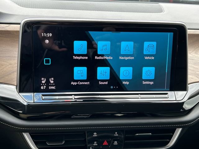 Certified 2025 Volkswagen Atlas SE w/ Black Wheel Package image 16