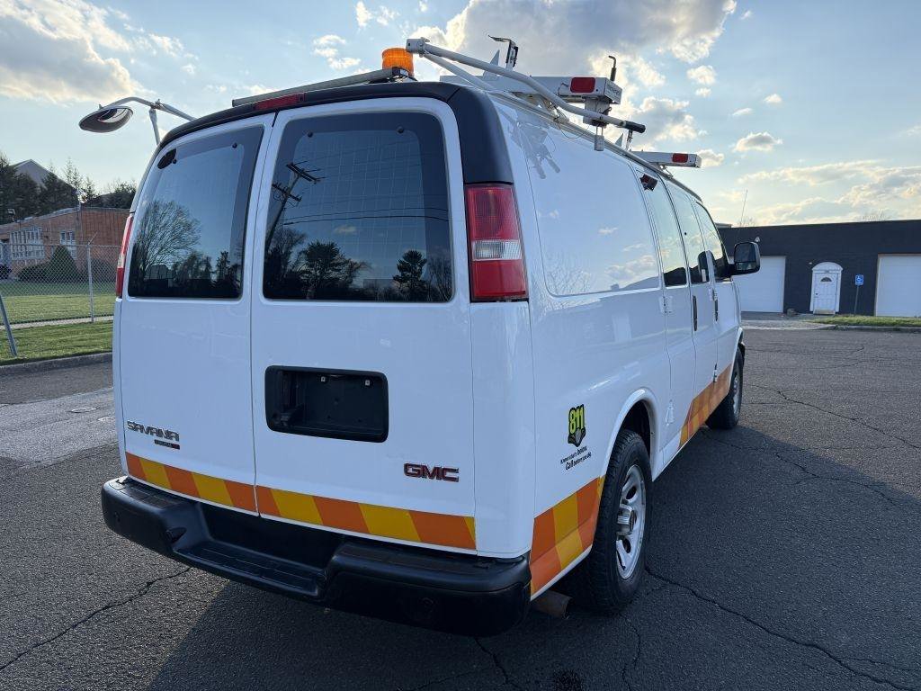 Used 2014 GMC Savana 1500 AWD image 12