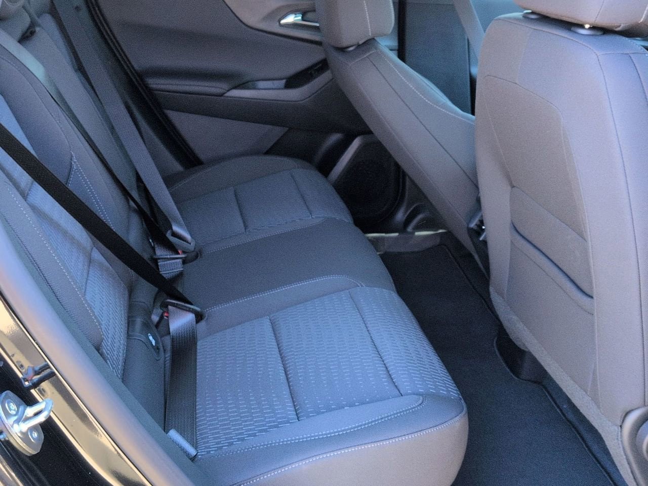 New 2026 Chevrolet Equinox LT image 23