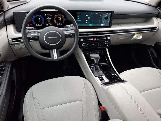 Certified 2025 Hyundai Tucson SEL image 11