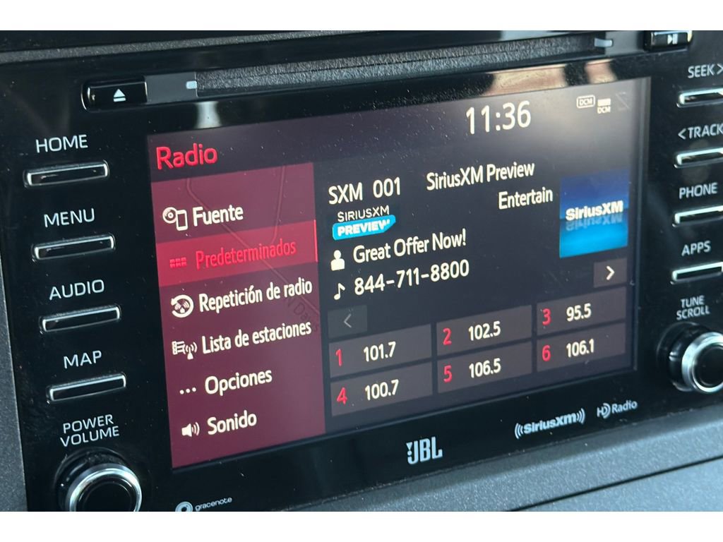 Used 2020 Toyota Sienna SE w/ SE Preferred Package FWD image 23
