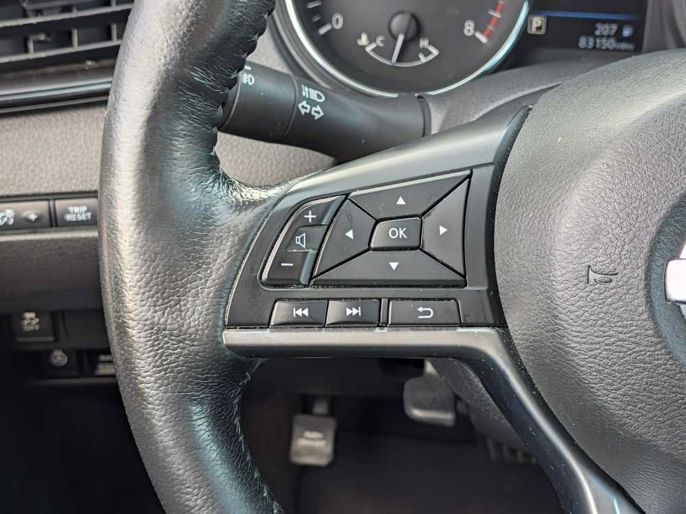 Used 2018 Nissan Rogue SV w/ Premium Package AWD/4WD image 33