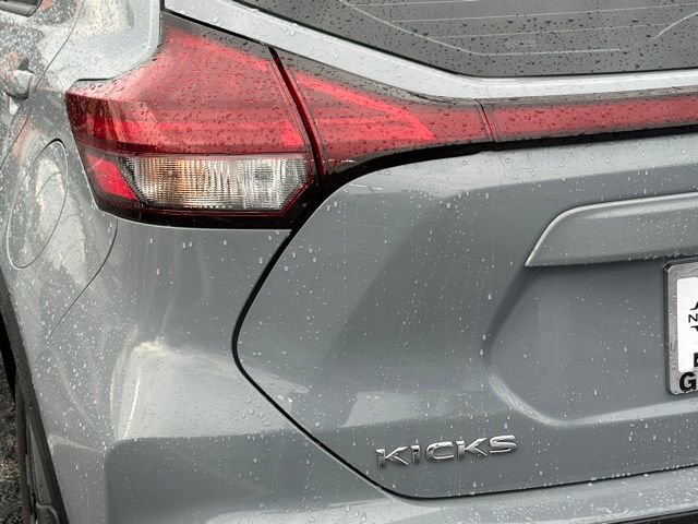 Certified 2023 Nissan Kicks SR w/ SR Premium Package image 12