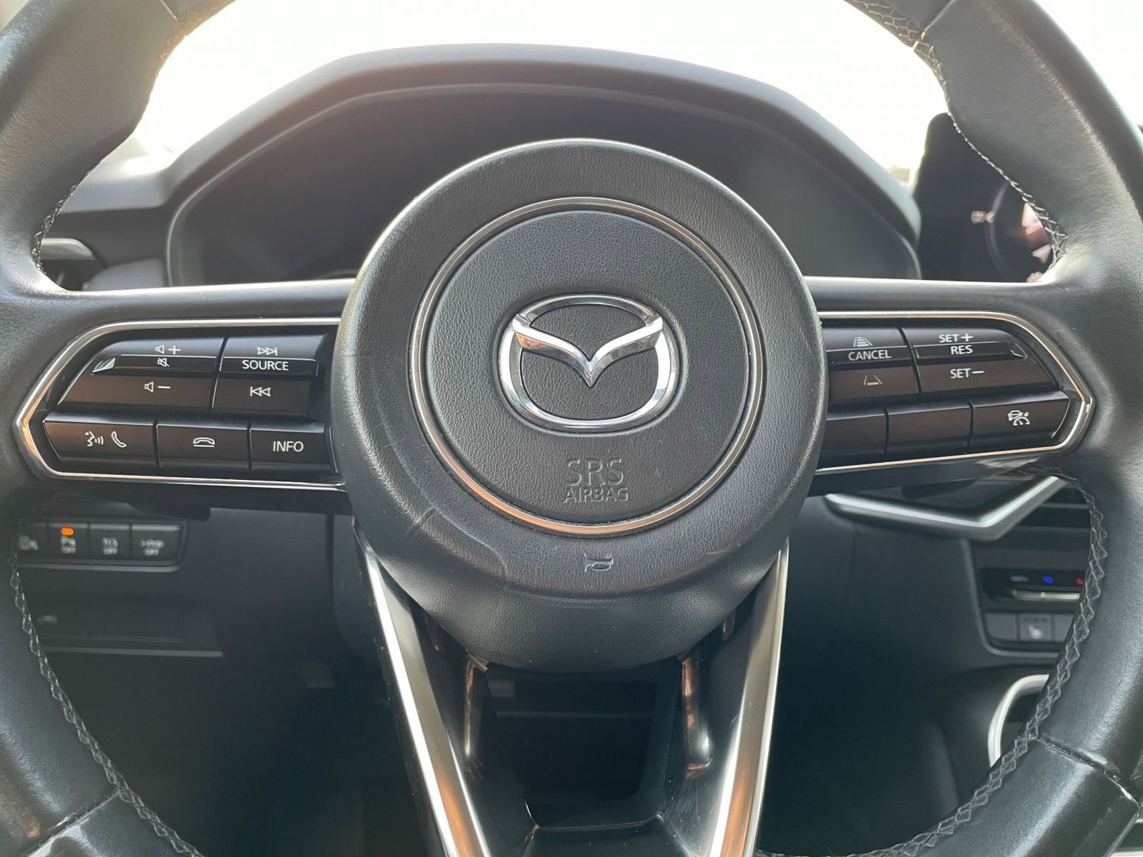 Used 2025 MAZDA CX-70 3.3 Turbo w/ Preferred Package image 29