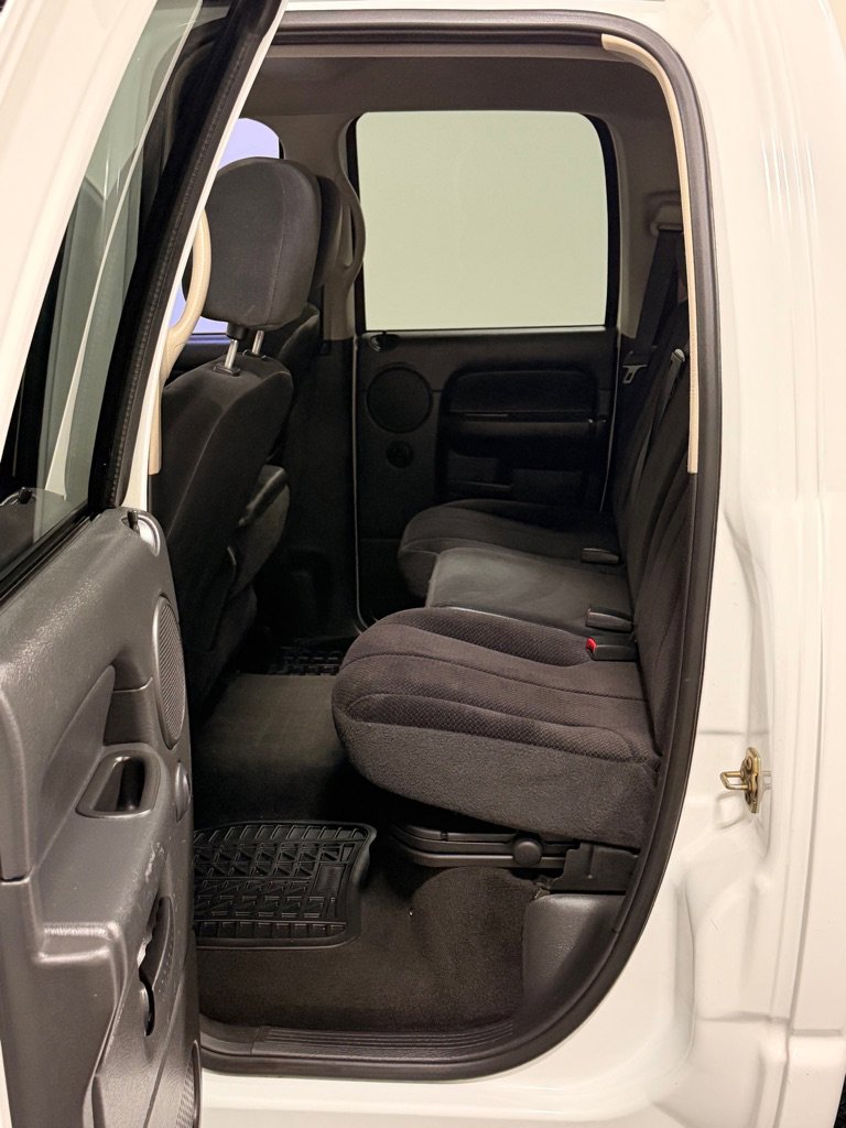 Used 2004 Dodge Ram 2500 Truck SLT w/ Trailer Tow Group image 9