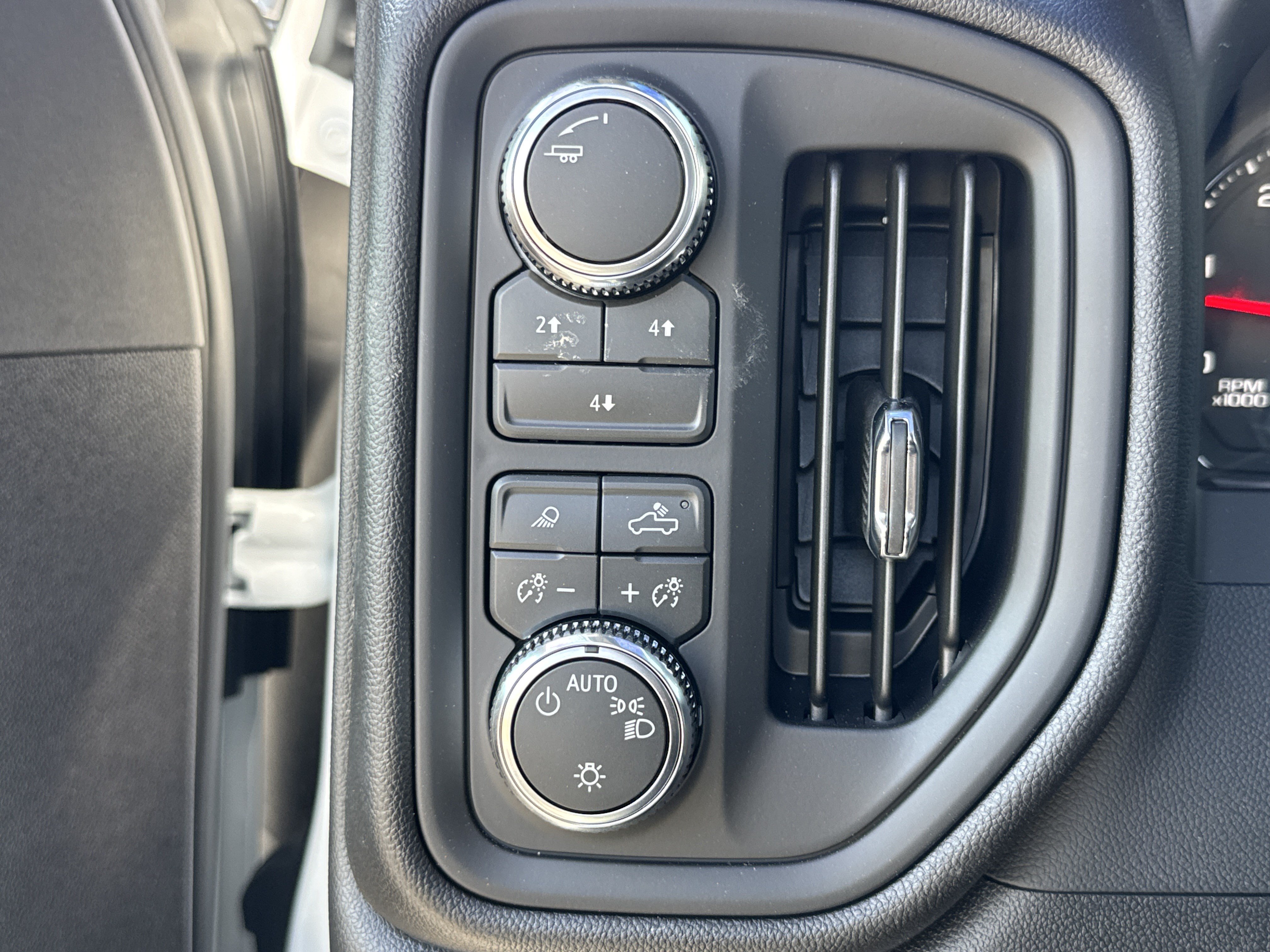 New 2026 GMC Sierra 3500 Pro w/ Convenience Package AWD/4WD image 17