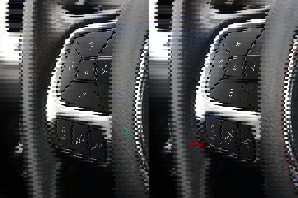 Used 2019 Jeep Compass Sport w/ Cold Weather Group image 19