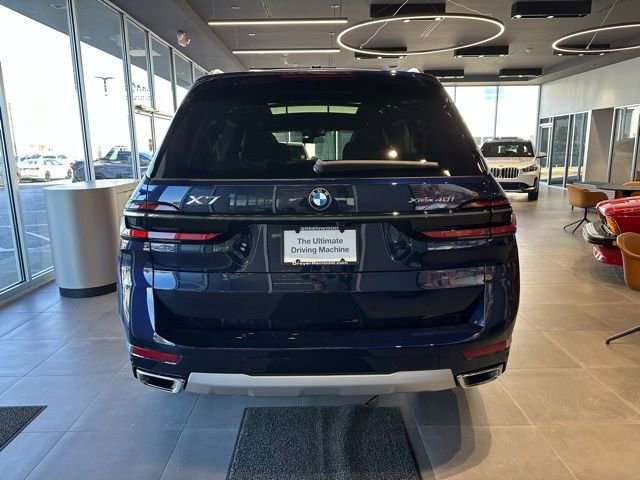 New 2026 BMW X7 xDrive40i image 9