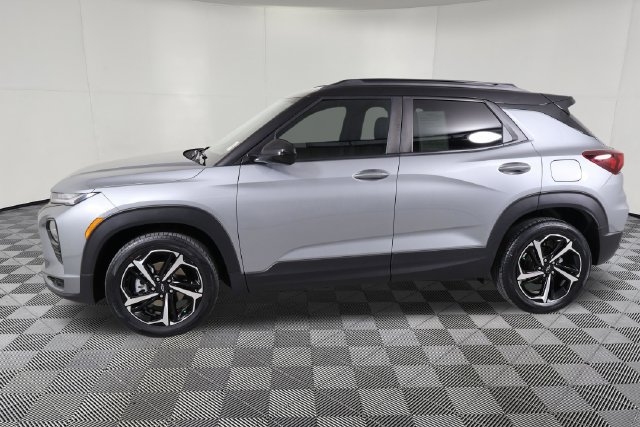 Used 2023 Chevrolet TrailBlazer RS FWD image 11